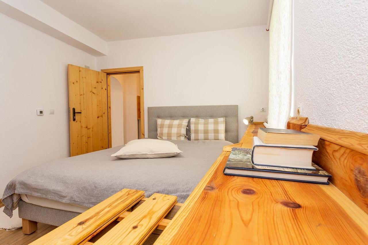 Garmen Hills Guest Houses Esterno foto