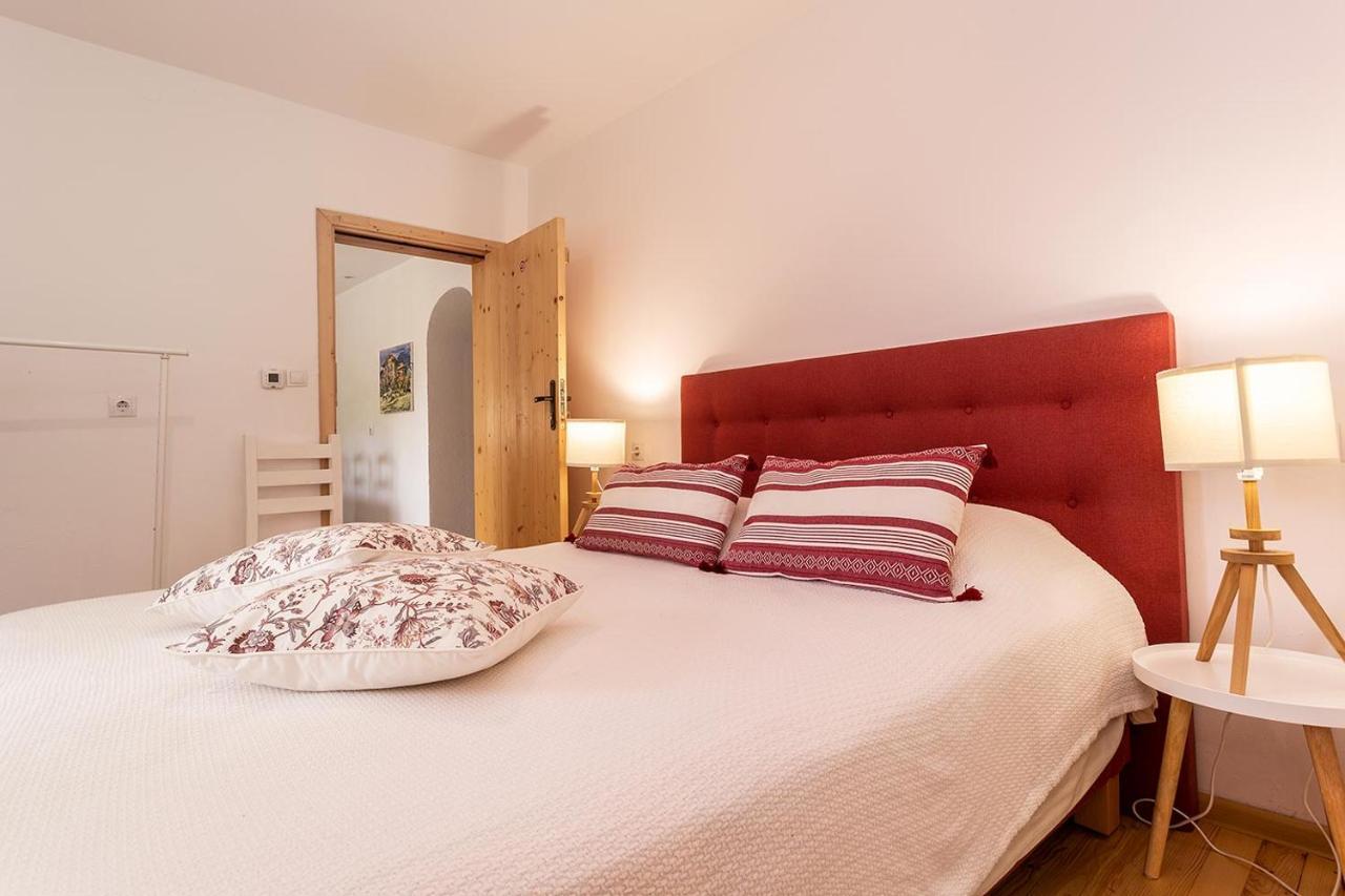 Garmen Hills Guest Houses Esterno foto