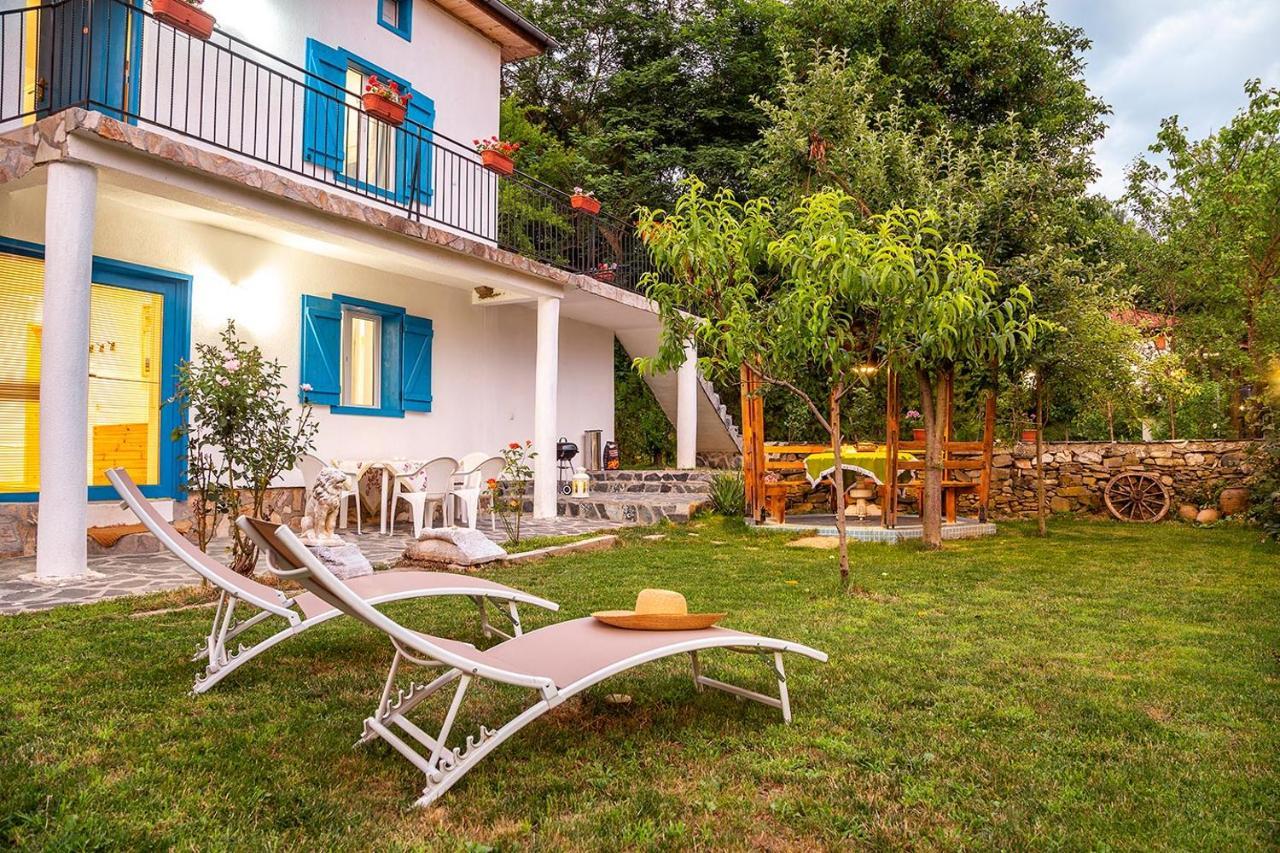 Garmen Hills Guest Houses Esterno foto