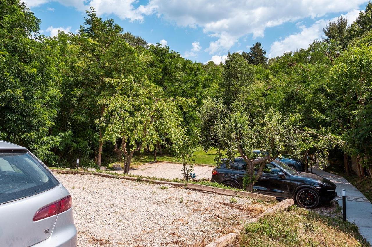 Garmen Hills Guest Houses Esterno foto